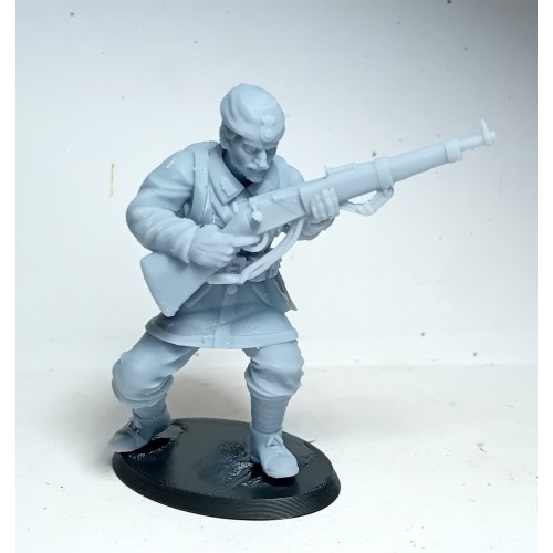 1/32 Greek Soldier with Rifle WWII